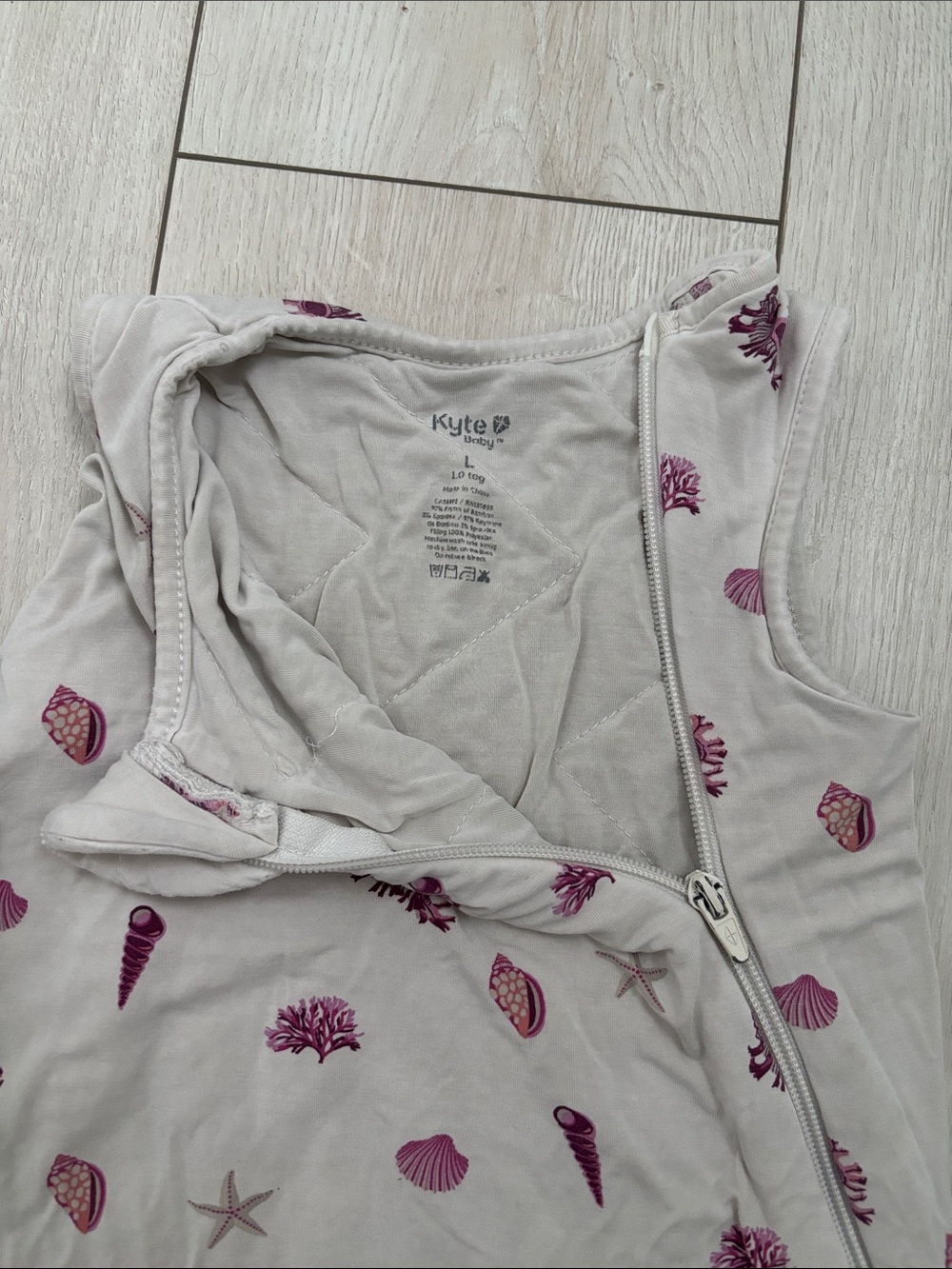 Kyte BABY Raspberry Shell Sleep Sack - pink seashell print - Picture 3 of 5